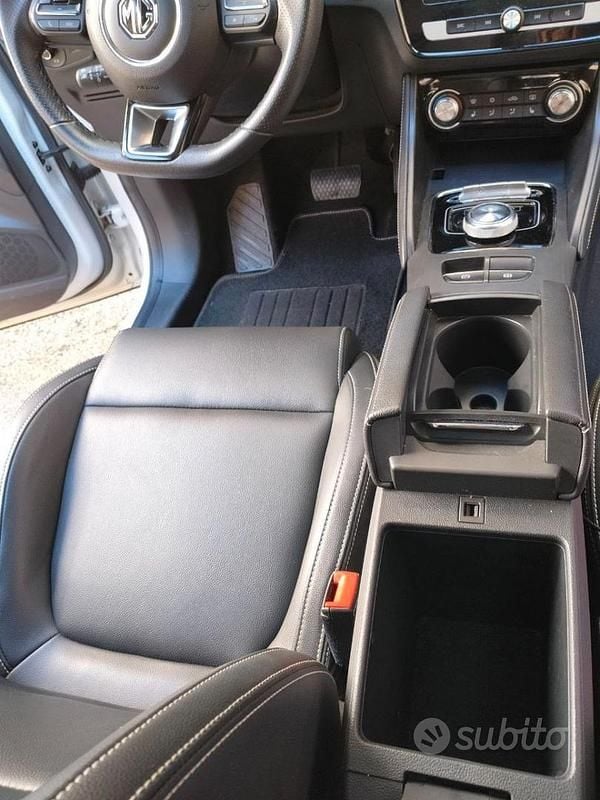 Usata MG ZS 130 kW (177 CV) 2021 Bianco SUV