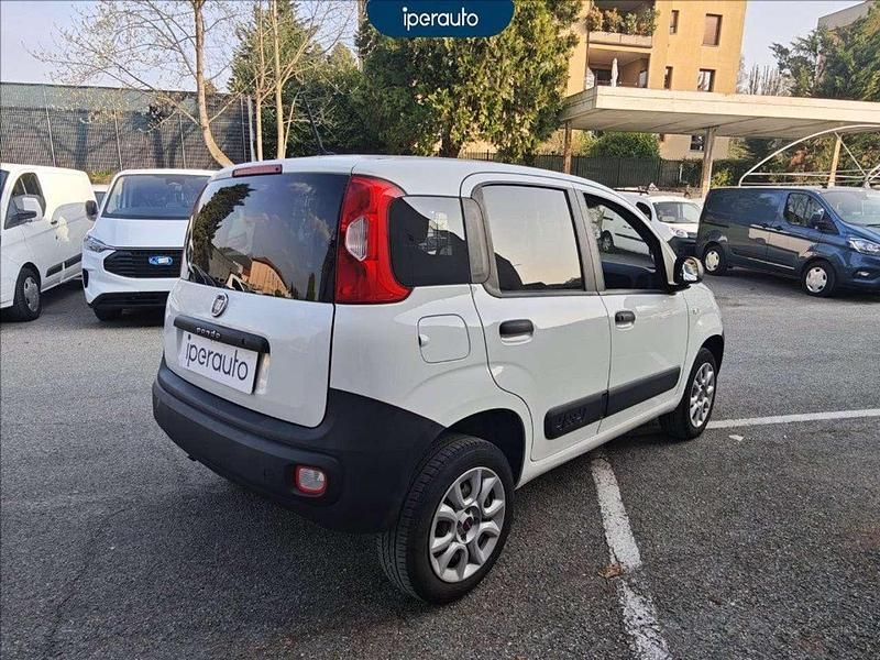 Usata Fiat Panda 4x4 Pop 86 CV (63 kW) 2020 Bianco Utilitaria