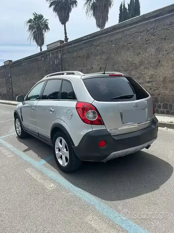 Usata Opel Antara 150 CV (110 kW) 2008 SUV