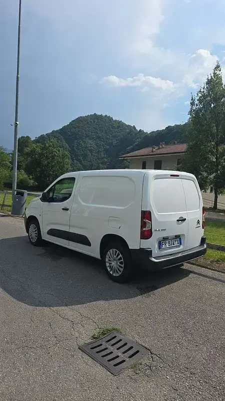 Usata Citroën Berlingo Feel 102 CV (75 kW) 2018 Monovolume