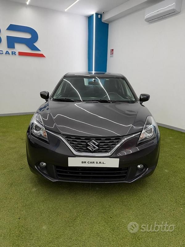Begagnad Suzuki Baleno 90 HK (66 kW) 2020 Grå Halvkombi