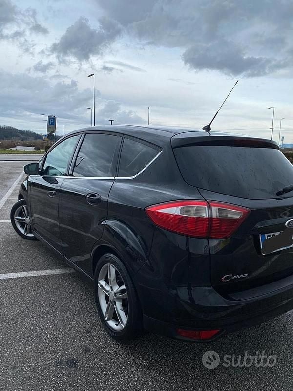 Usata Ford C-MAX Titanium 115 CV (84 kW) 2014 Nero Monovolume
