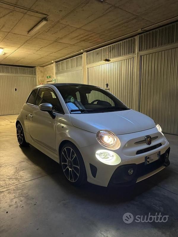 Usata Abarth 595C Turismo 165 CV (121 kW) 2020 Bianco Cabrio