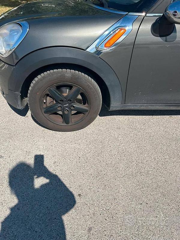 Usata Mini Cooper Countryman 111 CV (81 kW) 2011 Marrone SUV