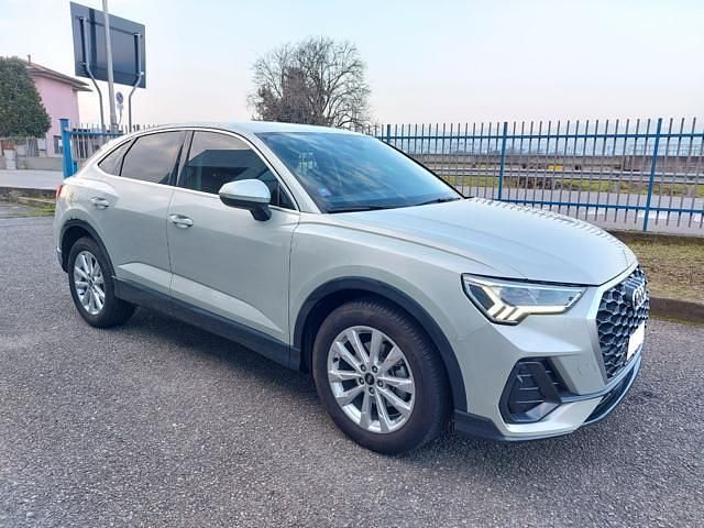 Usata Audi Q3 Business Plus 150 CV (110 kW) 2022 Grigio SUV