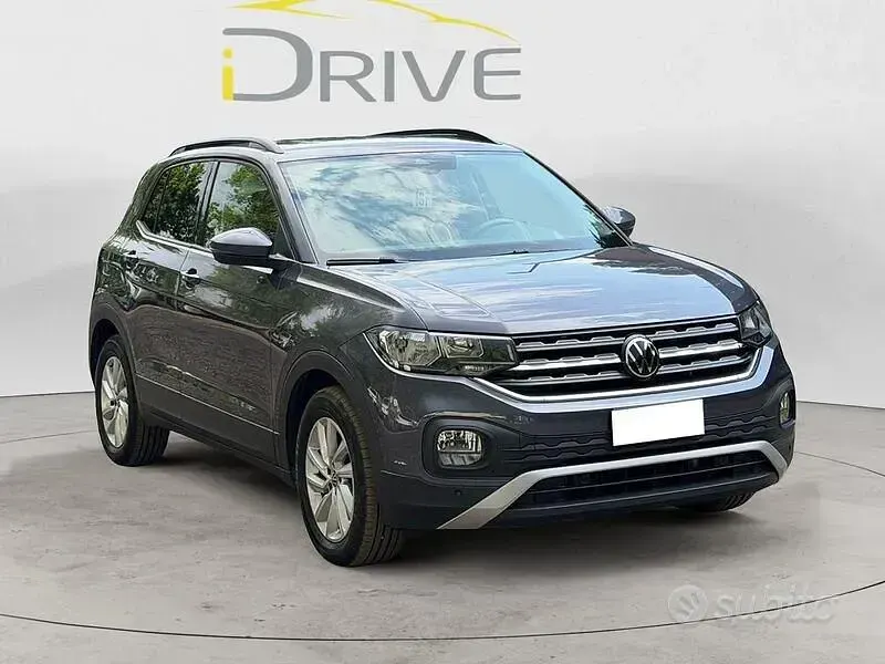 Usata VW T-Cross Style 110 CV (80 kW) 2022 Grigio SUV