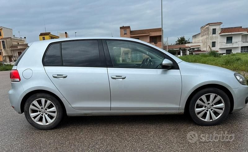 Usata VW Golf VI 105 CV (77 kW) 2010 Grigio Utilitaria