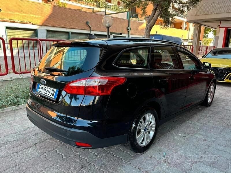 Usata Ford Focus 95 CV (69 kW) 2013 Nero Station wagon