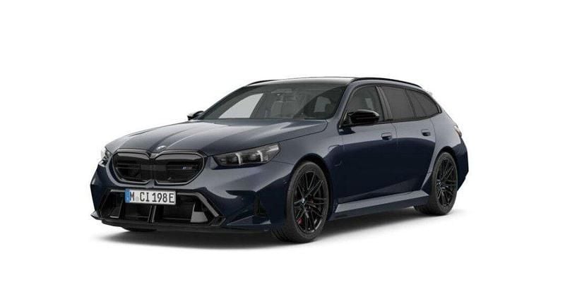 Nuova BMW M5 Comfort Edition 585 CV (430 kW) 2026 Blu / metallizzato Station wagon