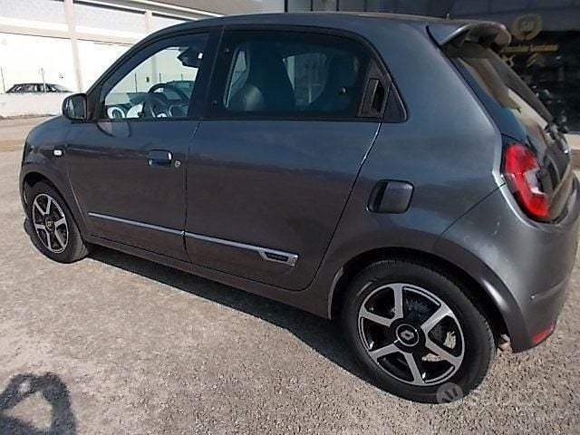 Usata Renault Twingo 65 CV (47 kW) 2020 Grigio Utilitaria