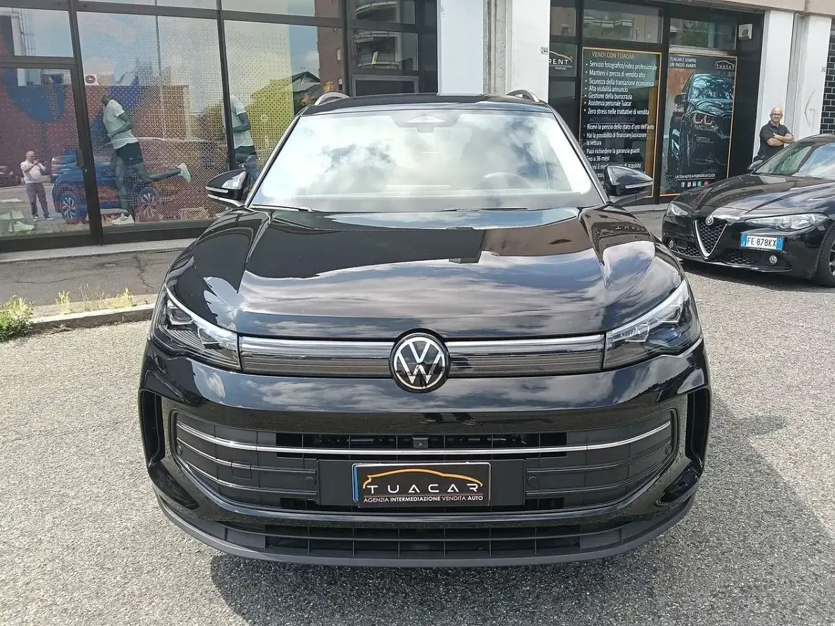 Usata VW Tiguan Edition 204 CV (150 kW) 2025 Nero SUV