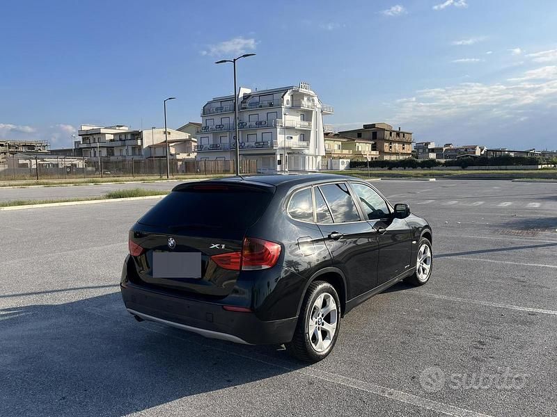 Usata BMW X1 143 CV (105 kW) 2011 Nero SUV