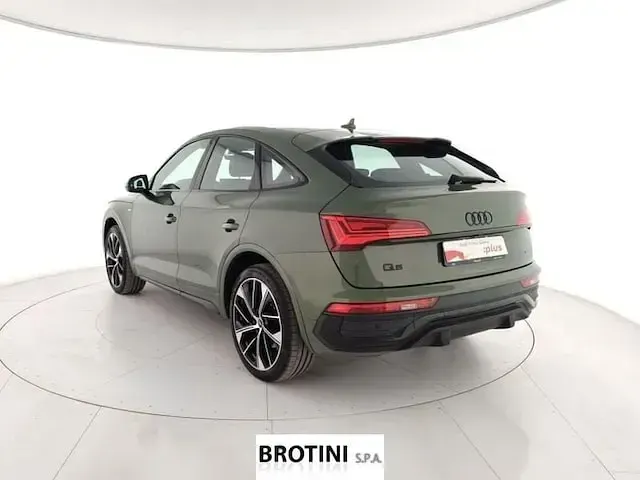 Usata Audi Q5 S-line plus 204 CV (150 kW) 2023 Verde district metallizzato SUV