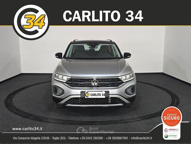 Usata VW T-Roc Life 150 CV (110 kW) 2022 Argento SUV