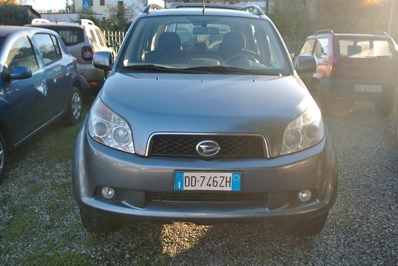 Usata Daihatsu Terios 105 CV (77 kW) 2006 Blu SUV