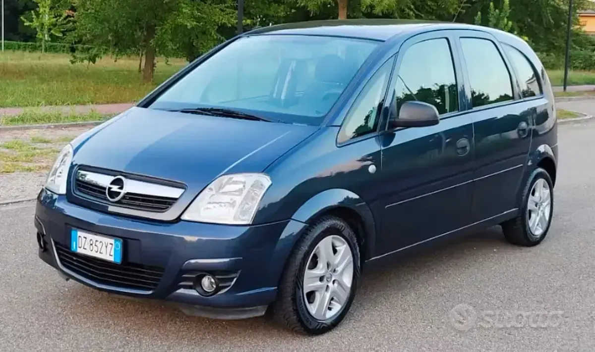 Usata Opel Meriva Enjoy 90 CV (66 kW) 2010 Grigio Monovolume