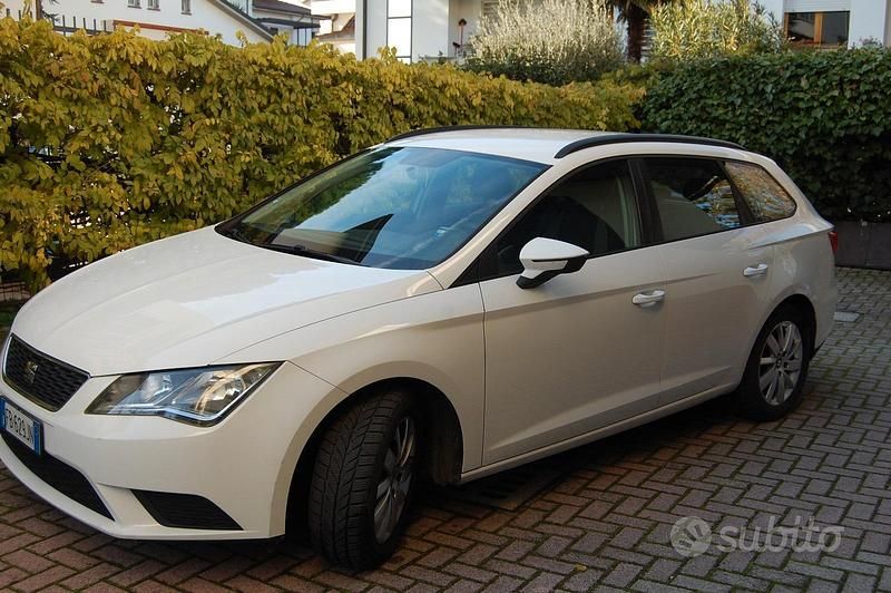 Bianco Usata 2015 Seat Leon Station wagon | 7500 € (Molto cara) - Immagine 1/4