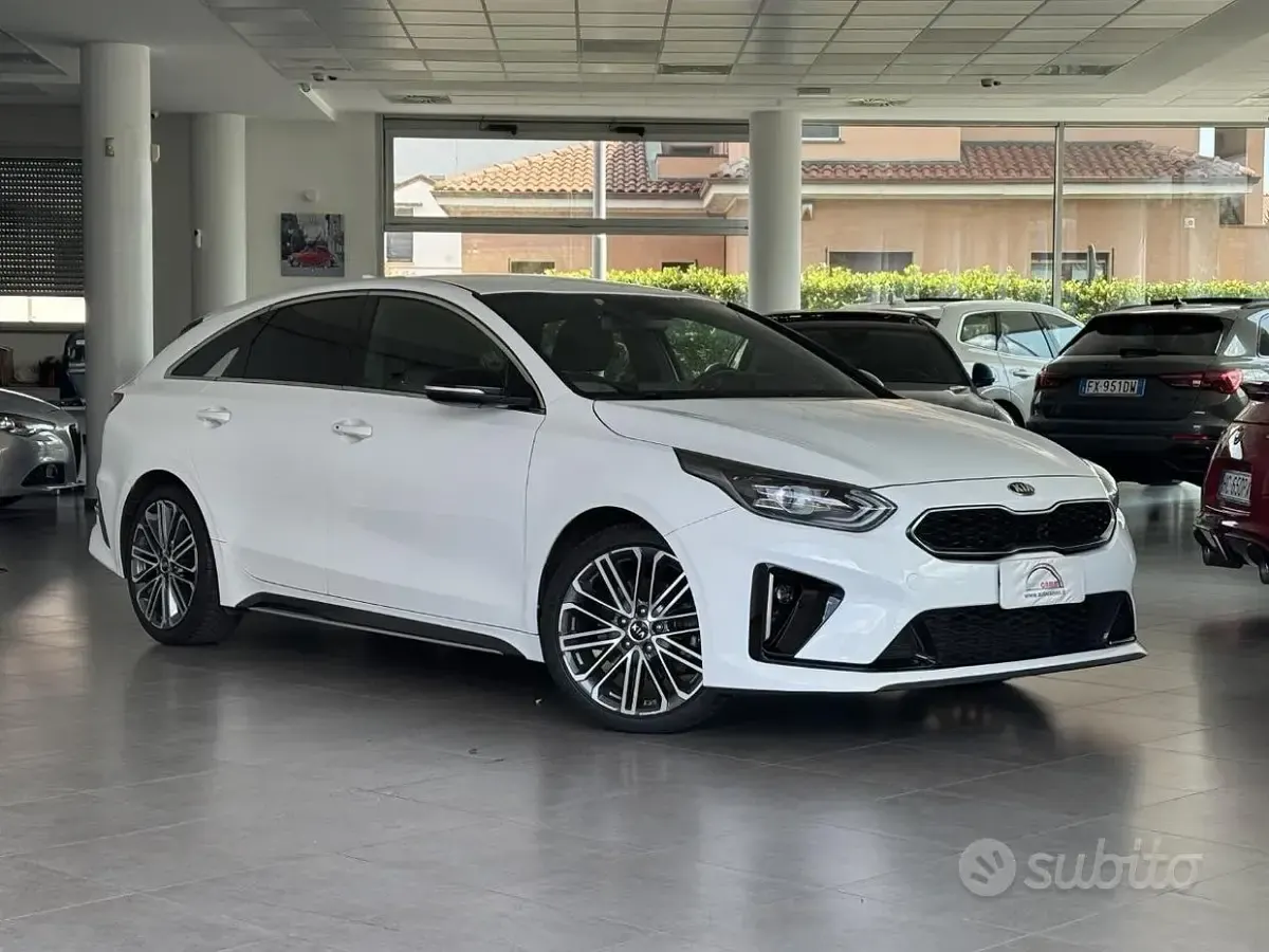 Usata Kia ProCeed GT-Line 136 CV (100 kW) 2019 Bianco Station wagon