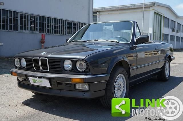 Usata BMW 320 Cabriolet Efficient Dynamics 129 CV (94 kW) 1989 Grigio Cabrio