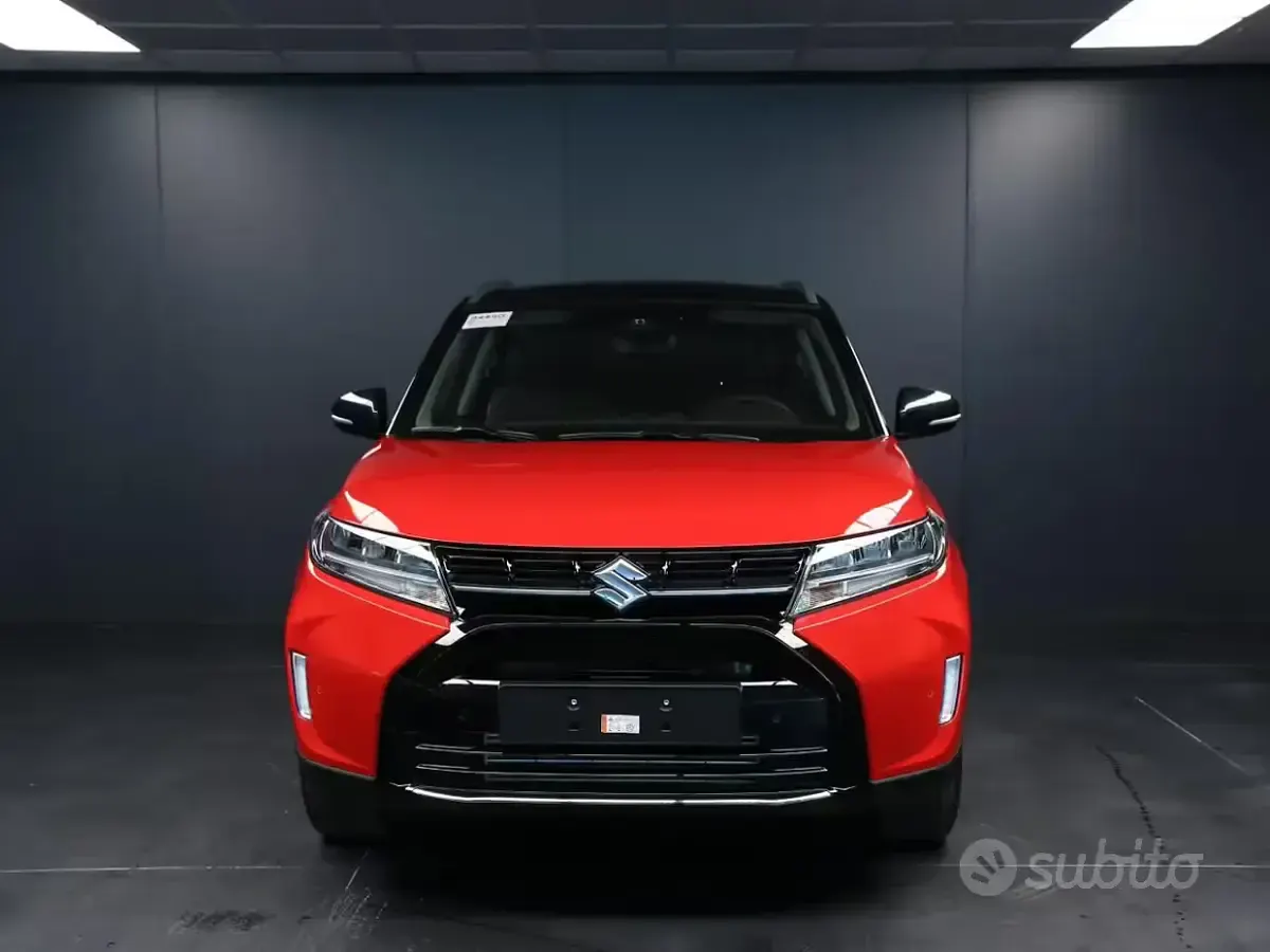 Nuova Suzuki Vitara 110 CV (80 kW) 2026 Rosso SUV