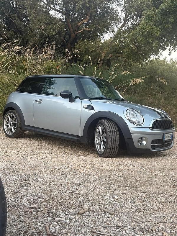 Usata Mini Cooper 110 CV (80 kW) 2007 Grigio Utilitaria