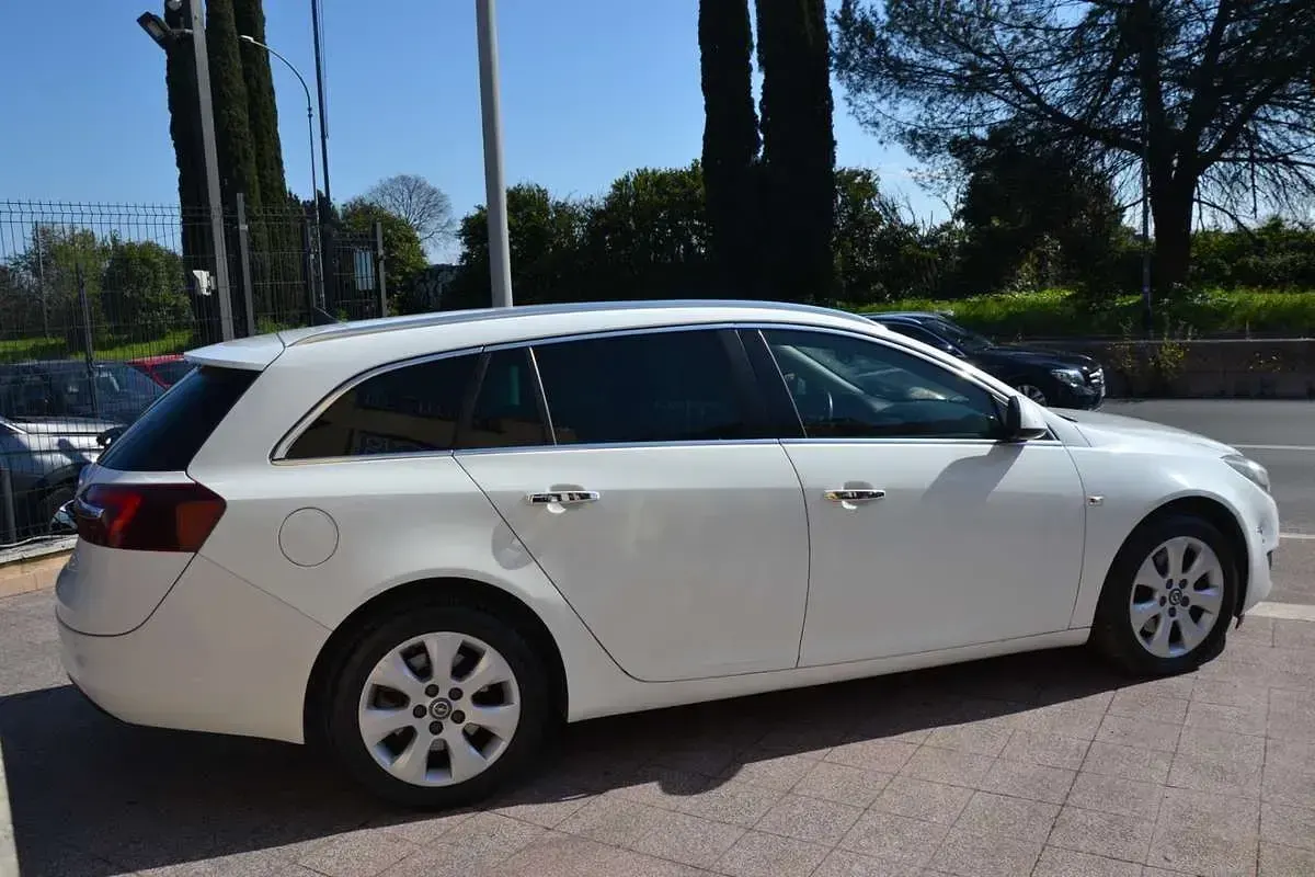 Usata Opel Insignia Business 163 CV (119 kW) 2014 Station wagon