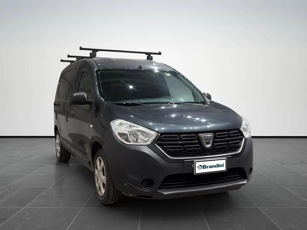 Usata Dacia Dokker 95 CV (69 kW) 2020 Nero Monovolume