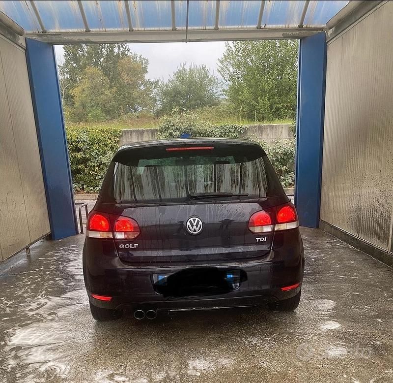 Usata VW Golf VI 110 CV (80 kW) 2009 Nero Utilitaria