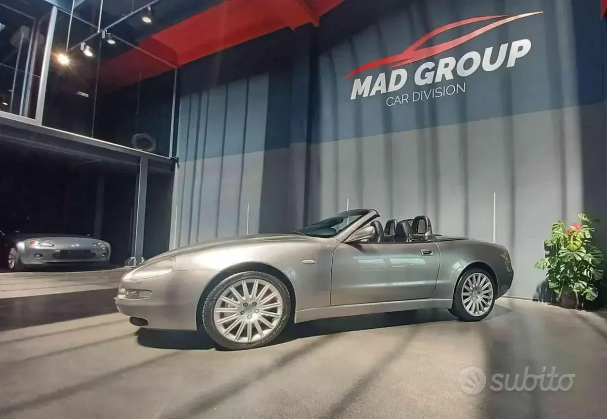 Usata Maserati Spyder 390 CV (286 kW) 2002 Grigio Cabrio