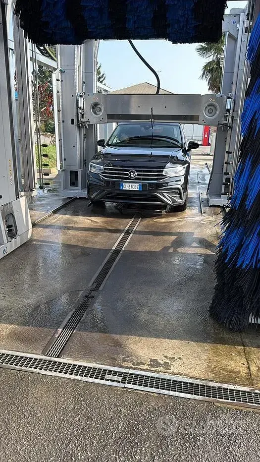 Usata VW Tiguan Allspace Life 150 CV (110 kW) 2022 Nero SUV