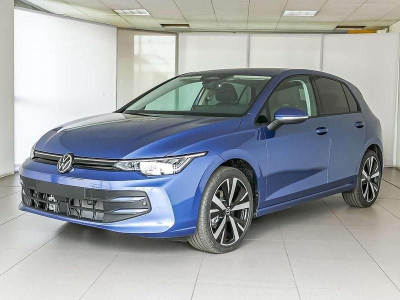 Nuova VW Golf VIII Edition 116 CV (85 kW) 2026 Anemone blue metallizzato Berlina