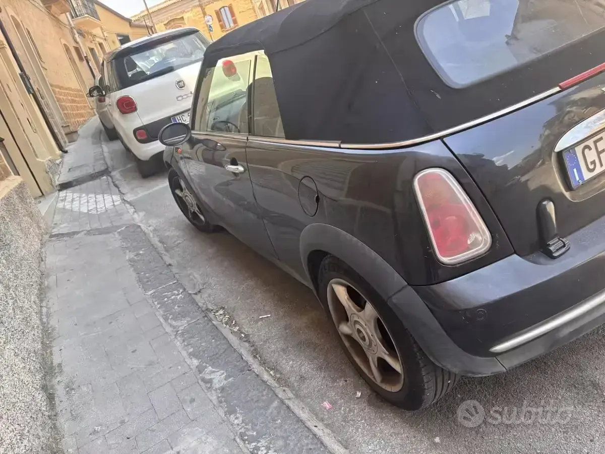 Usata Mini One Cabriolet 90 CV (66 kW) 2005 Cabrio