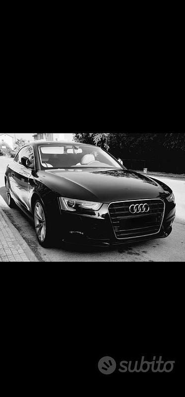 Nero Usata 2012 Audi A5 Coupé | 7300 € (Super prezzo) - Immagine 1/4