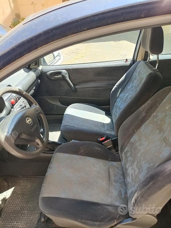 Usata Opel Corsa 54 CV (39 kW) 1999 Blu Utilitaria