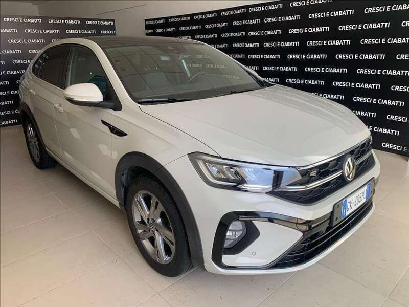 Usata VW Taigo R-line 150 CV (110 kW) 2022 Beige pastello SUV