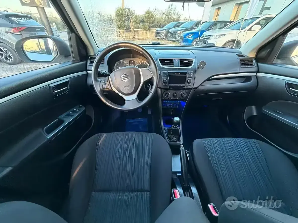 Usata Suzuki Swift Cool 75 CV (55 kW) 2016 Bianco Utilitaria