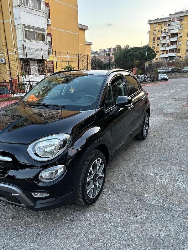 Usata Fiat 500X 140 CV (102 kW) 2017 Nero SUV