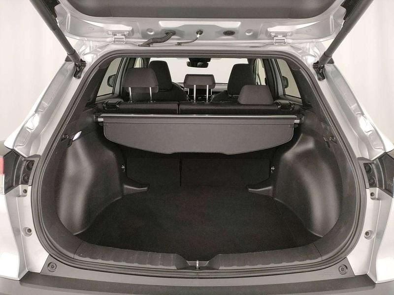 Usata Toyota Corolla Cross Trend 98 CV (72 kW) 2025 Argento SUV