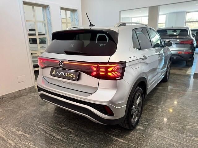 Usata VW T-Cross R-line 150 CV (110 kW) 2024 Argento SUV