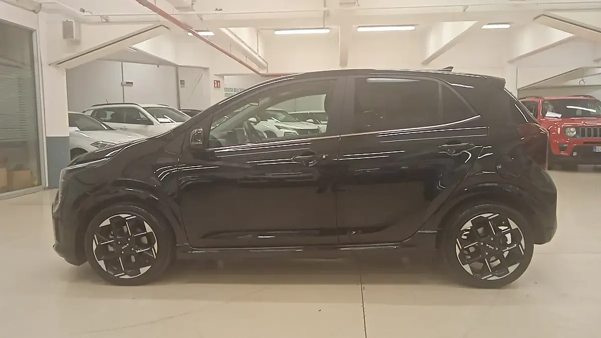 Usata Kia Picanto GT-Line 63 CV (46 kW) 2024 Aurora black pearl Utilitaria