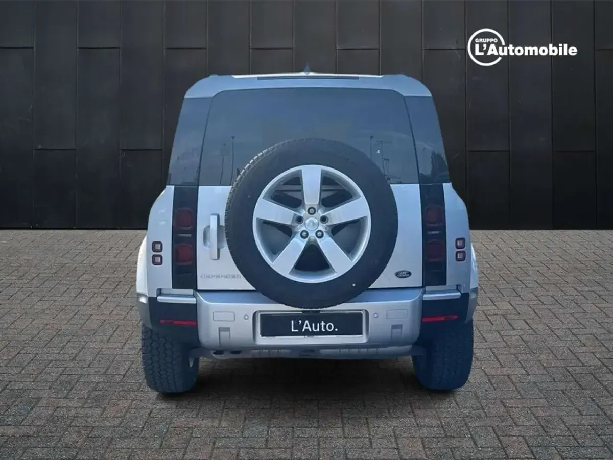 Usata Land Rover Defender SE 249 CV (183 kW) 2021 Grigio SUV