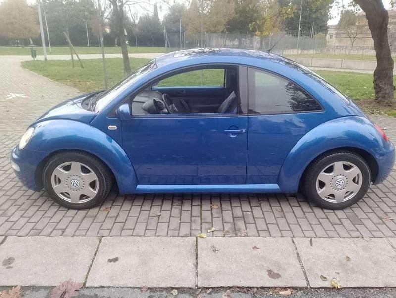 Usata VW Beetle 90 CV (66 kW) 2002 Blu/azzurro Coupé