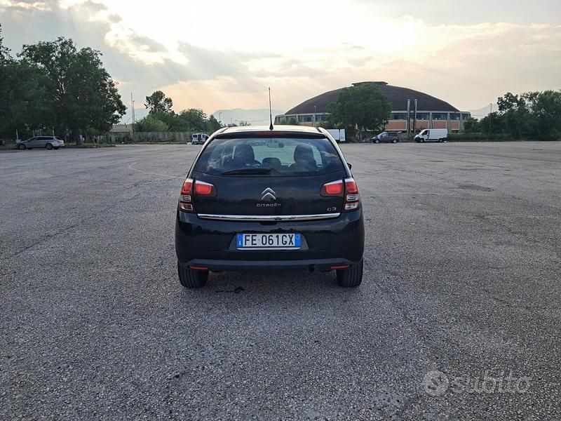 Usata Citroën C3 Feel 82 CV (60 kW) 2016 Nero Utilitaria