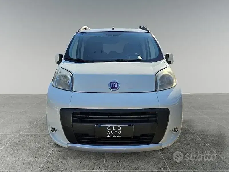 Usata Fiat Qubo Trekking 95 CV (69 kW) 2014 Bianco Monovolume