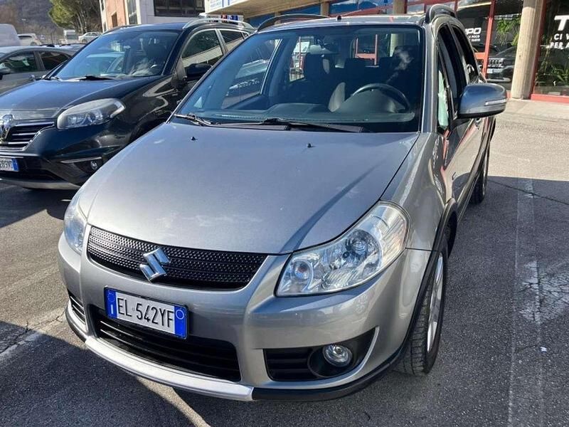 Usata Suzuki SX4 GLX 135 CV (99 kW) 2012 Grigio metallizzato SUV