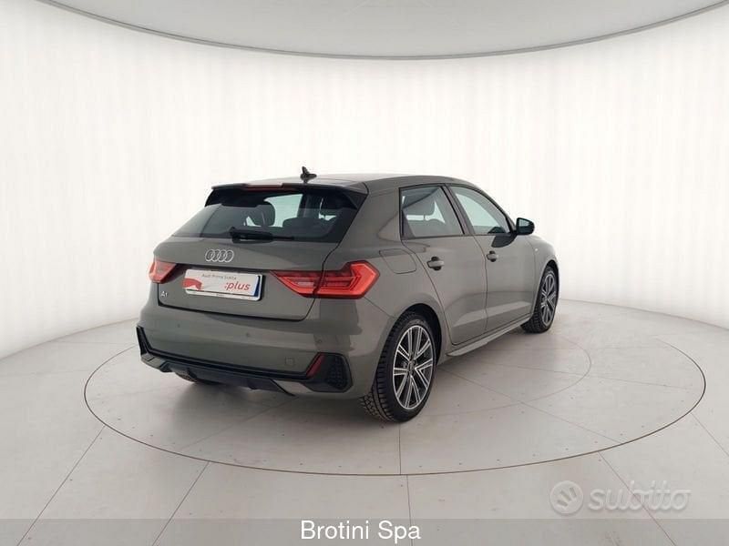 Usata Audi A1 S-Line 95 CV (69 kW) 2022 Verde Utilitaria