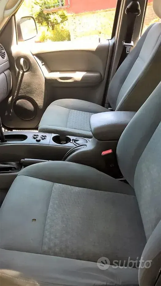 Usata Jeep Cherokee 163 CV (119 kW) 2007 SUV