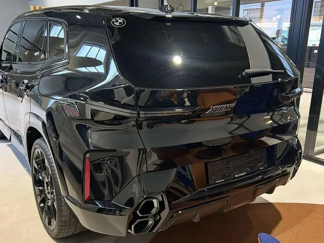 Usata BMW XM 480 CV (353 kW) 2026 Nero SUV