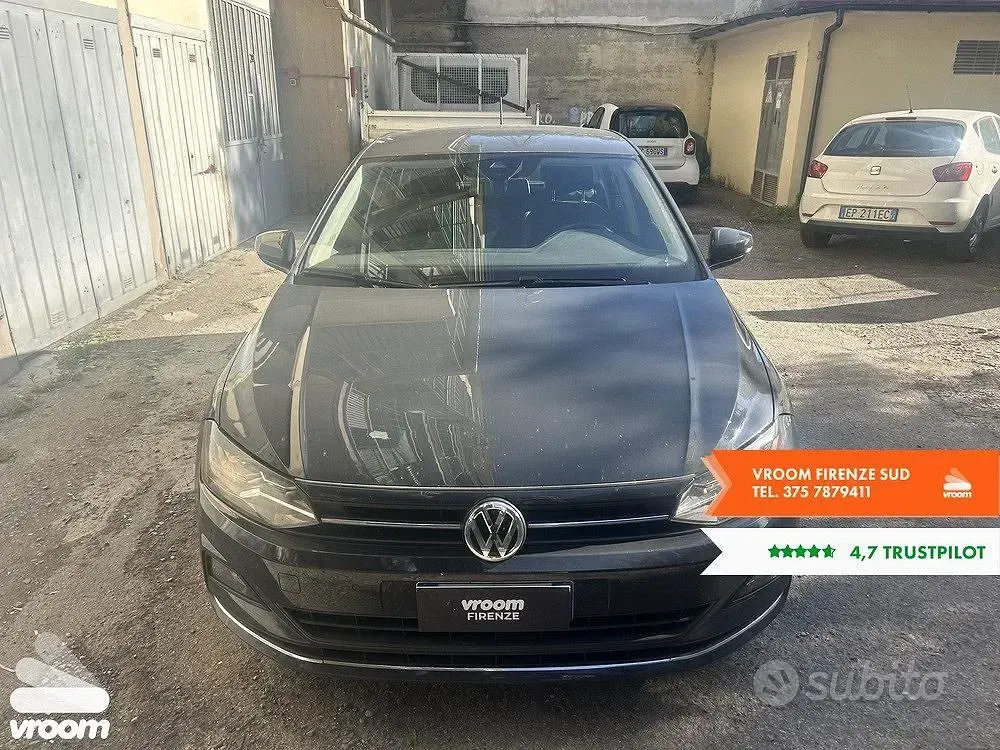 Usata VW Polo Highline 95 CV (69 kW) 2020 Gray Utilitaria