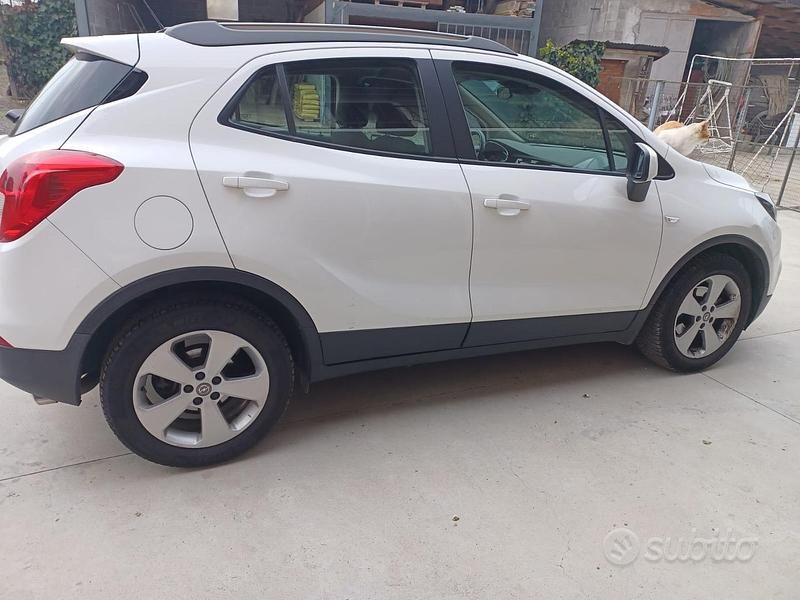 Usata Opel Mokka X 140 CV (102 kW) 2017 Bianco SUV